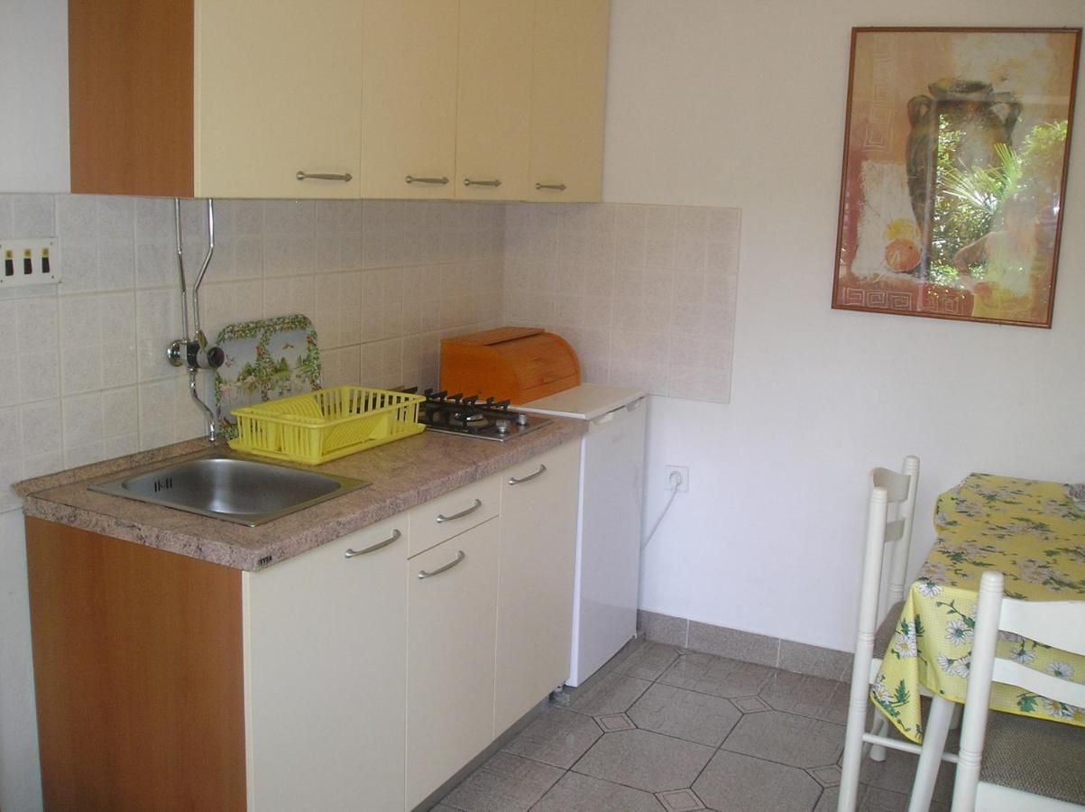 Family Apartments Ankica Crikvenica Exterior foto