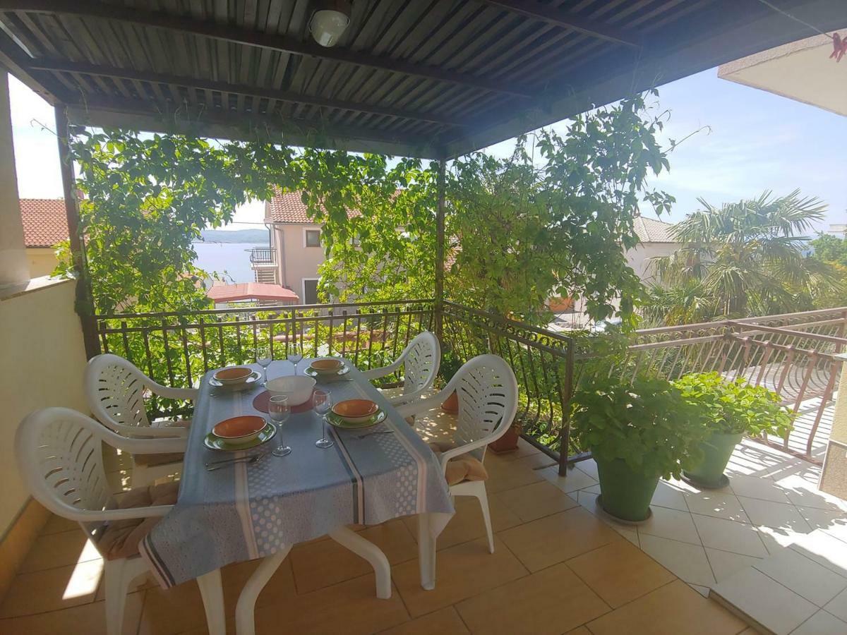 Family Apartments Ankica Crikvenica Exterior foto